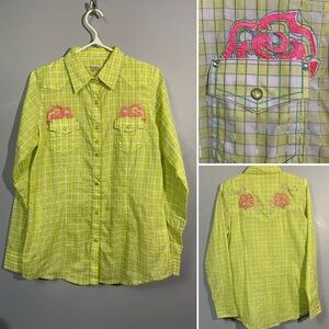 Women’s Medium Rock 47 Wrangler Shirt